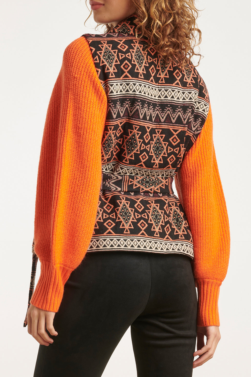 23591 Tribaal Vest Met Riem