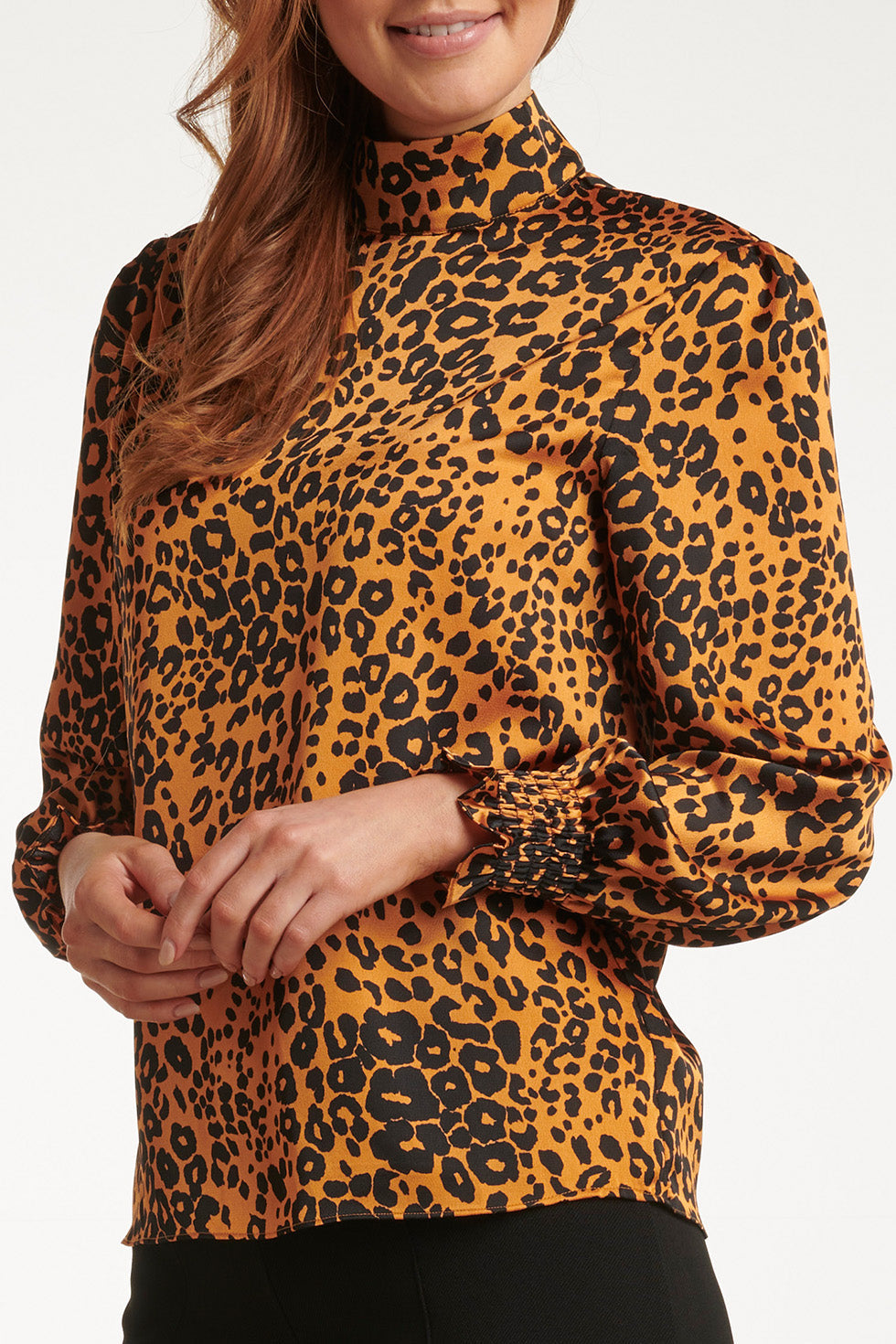 23712-240-999 V-Hals Top Met Dierenprint In Mosterdkleur