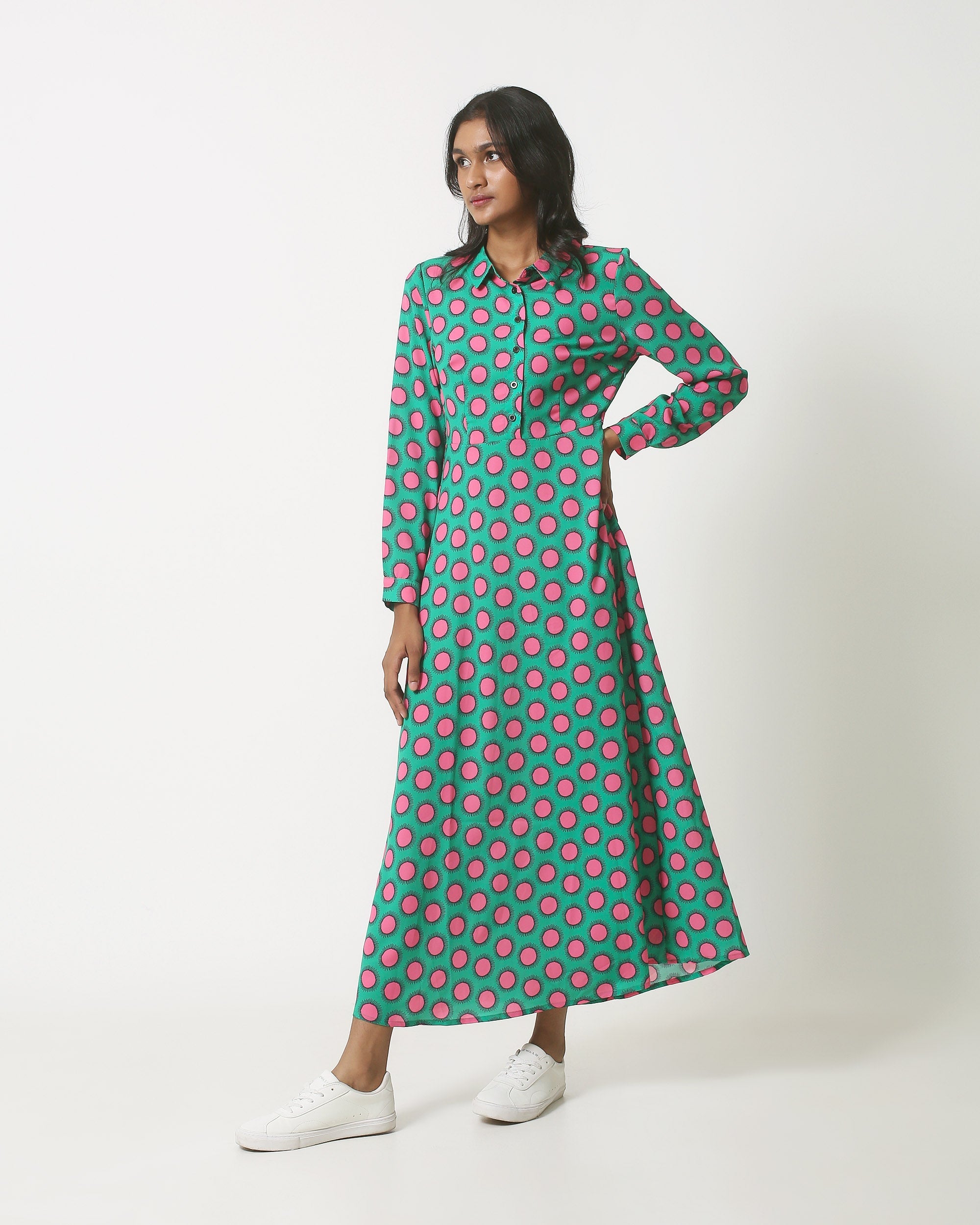 23801 Maxi Blouse Jurk Met Retro Print In Groen Roze