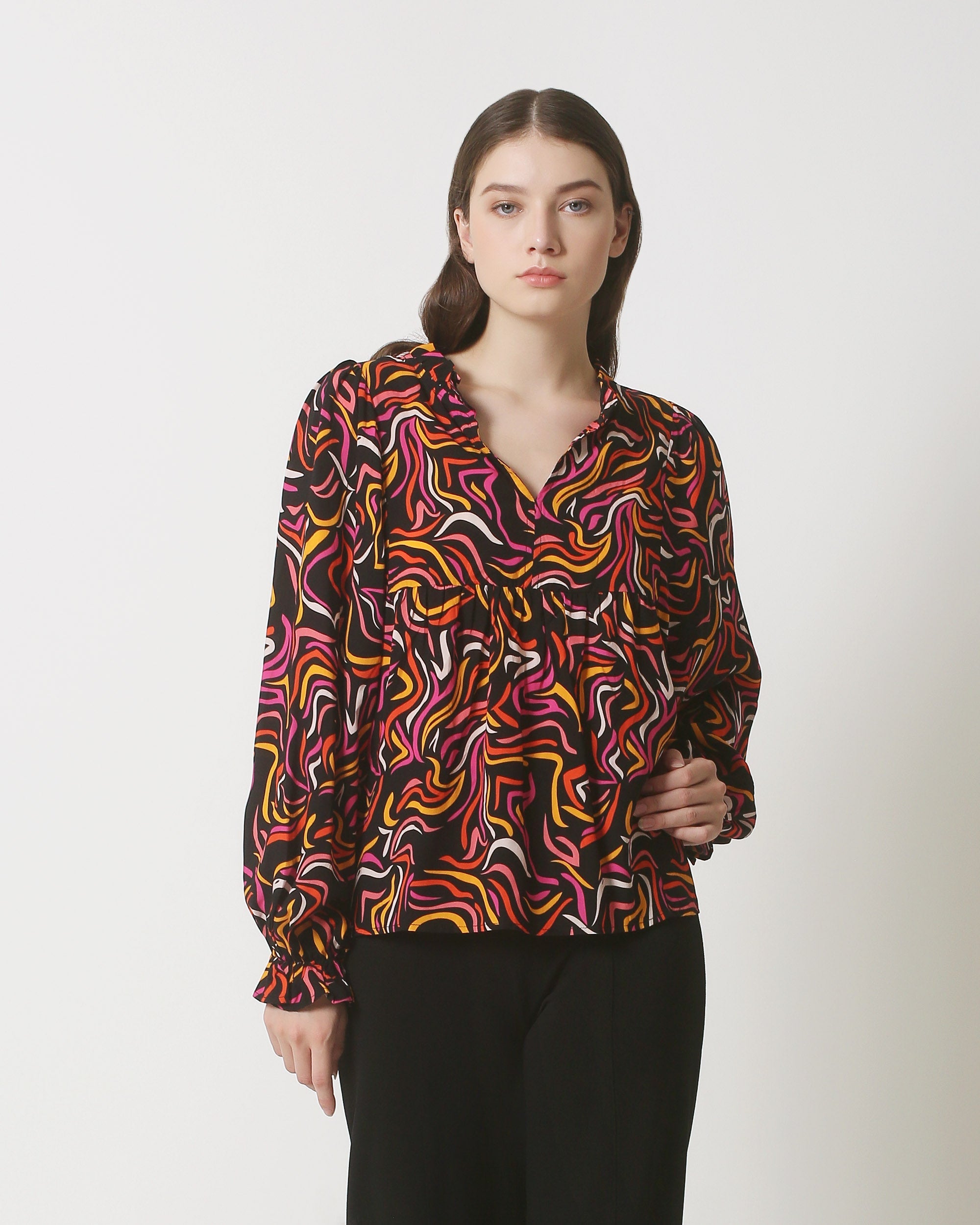 23823 Oranje Multikleur Grafische Print V-Hals Top