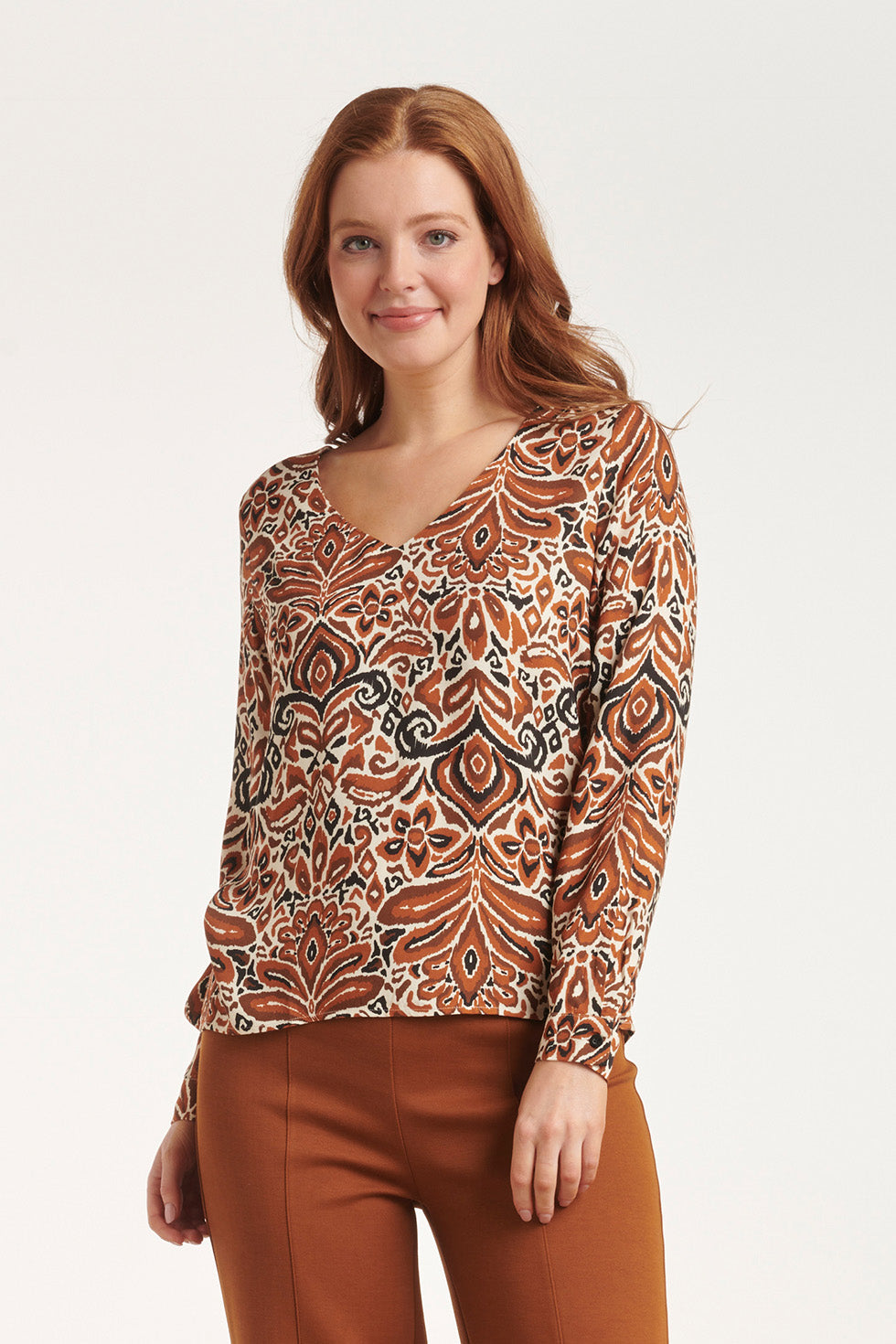 24508 Bruine Paisley Bedrukte Top