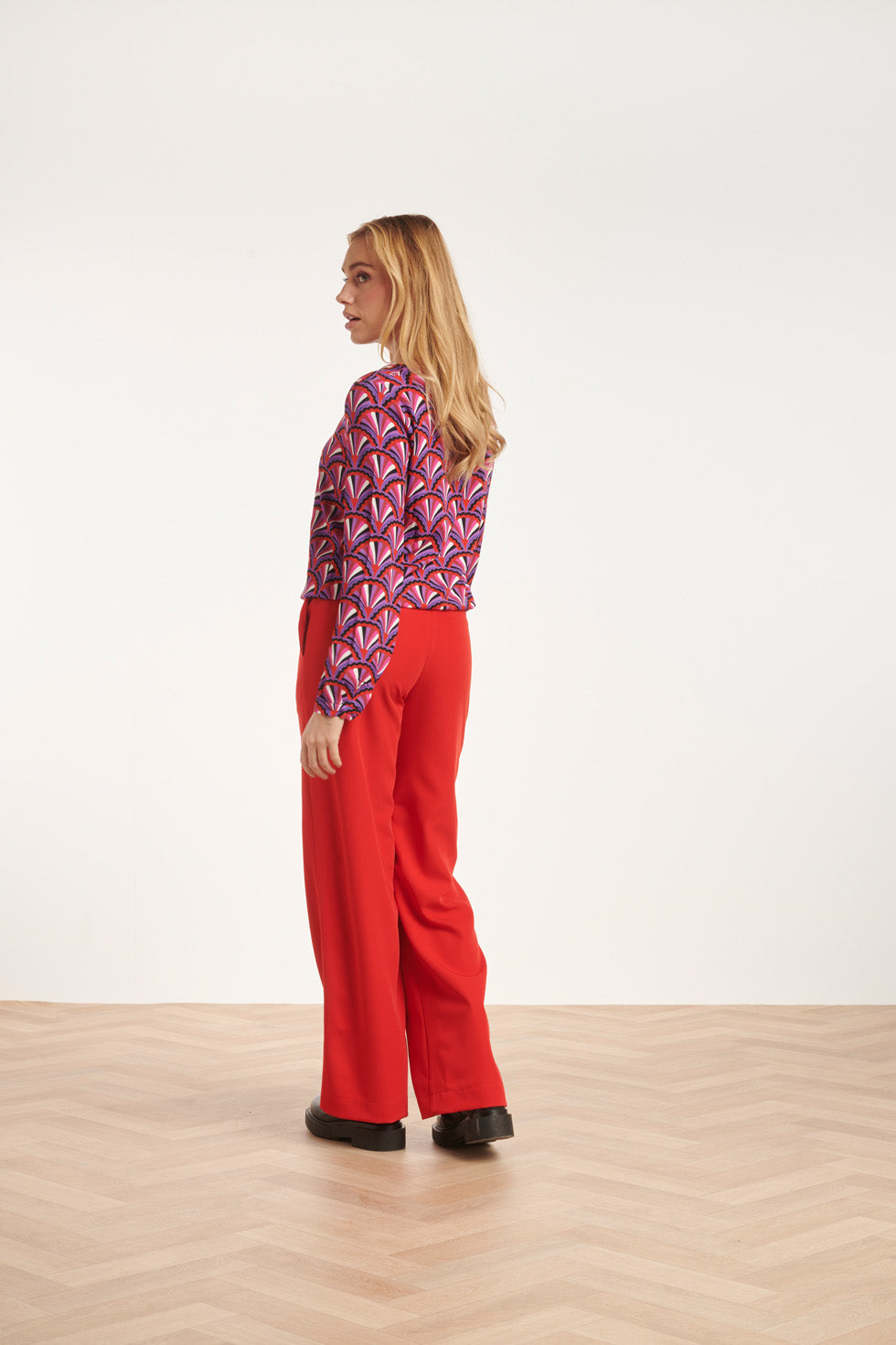 24586 Tailored Rood Broek Met Wijde Pijpen