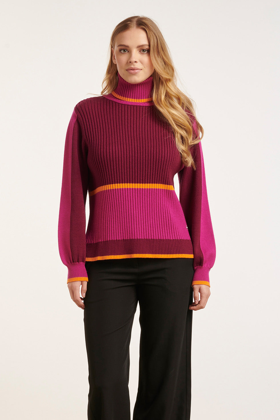 24626 Roze Rood Kleurblok Gebreide Top Met Turtle Neck