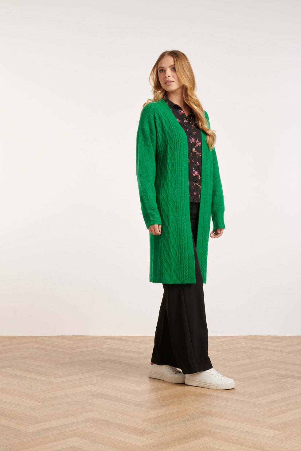 24630 Oversized Open Groene Cardigan Met Vlechtstructuur