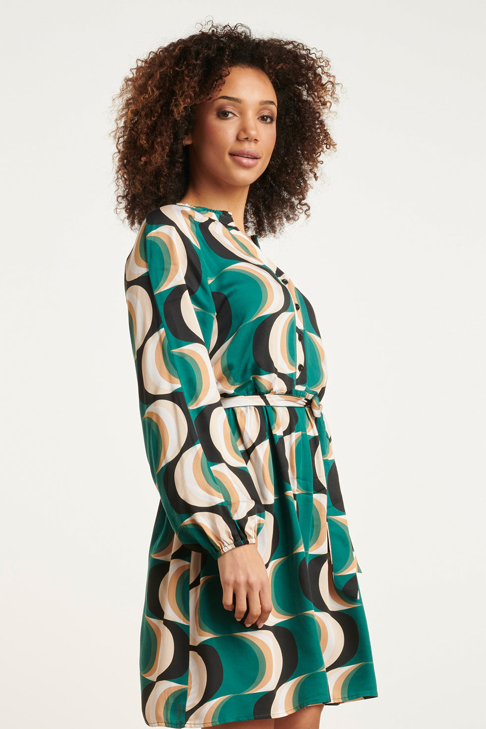 24757 
Retro Graphic Jurk