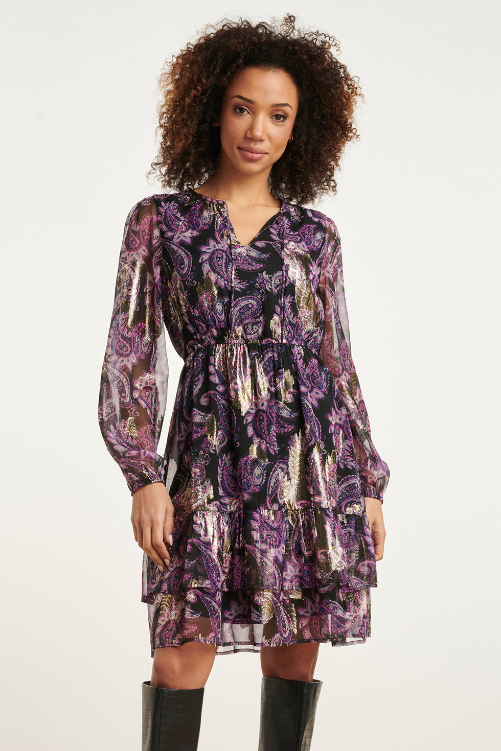 24802 Paarse Paisley Jurk Met Zilveren Jacquard