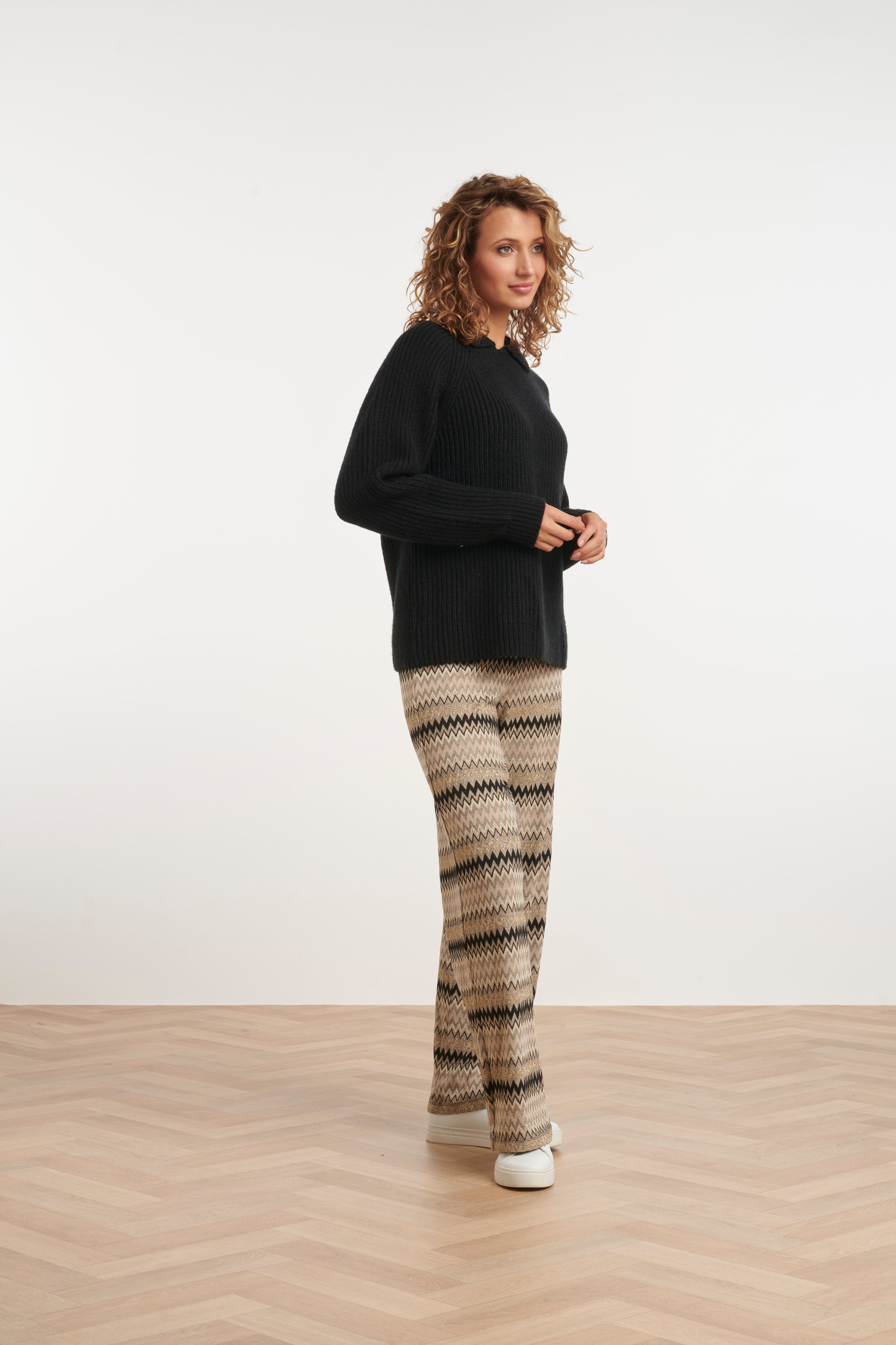 24811 Zand En Zwart Zigzag Broek