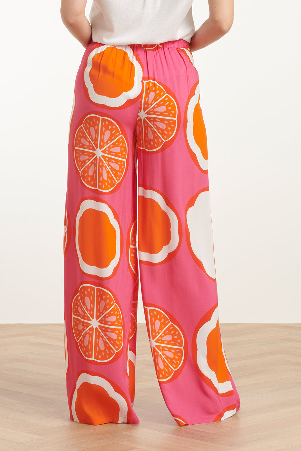 25027 Wide-Leg Broek Met Oranje Fruitprint