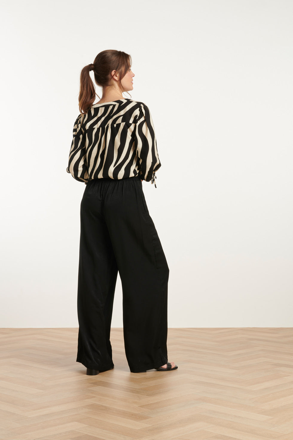 25076 Zwarte En Zand Zebra Print Top