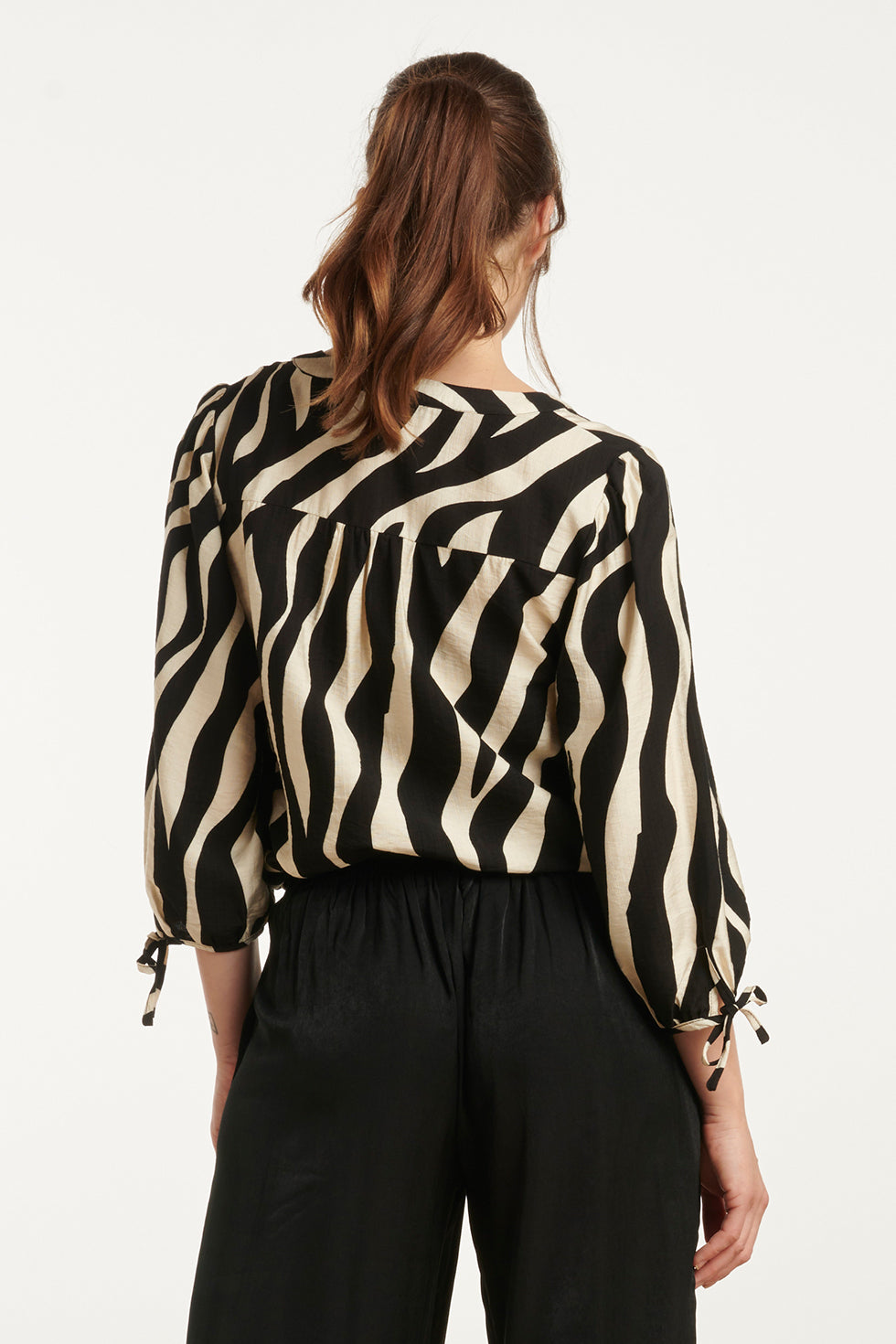 25076 Zwarte En Zand Zebra Print Top