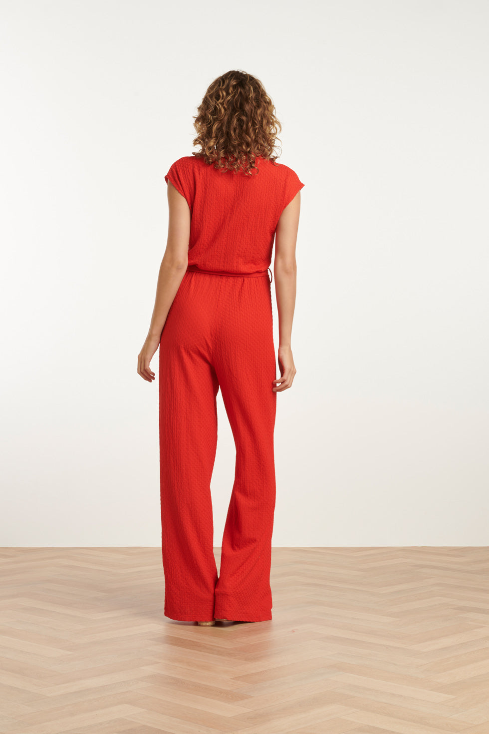 25116 Rood Stretchy Crinkle Jumpsuit