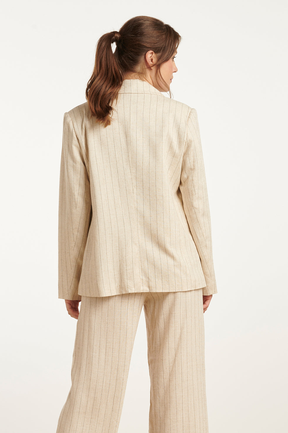 25126 Sand Pinstriped Linen Blazer