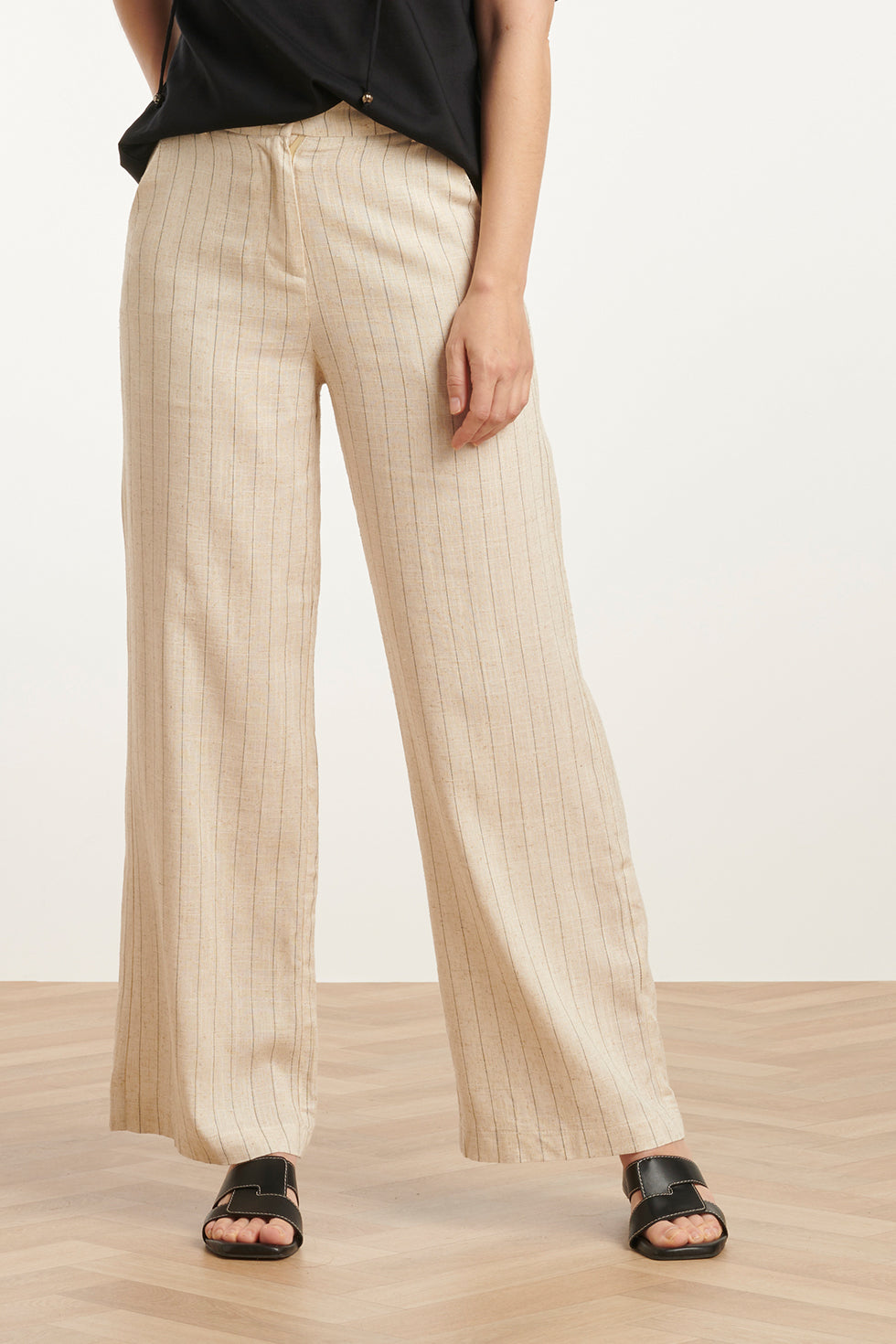 25127 Sand Pinstriped Linnen Trousers