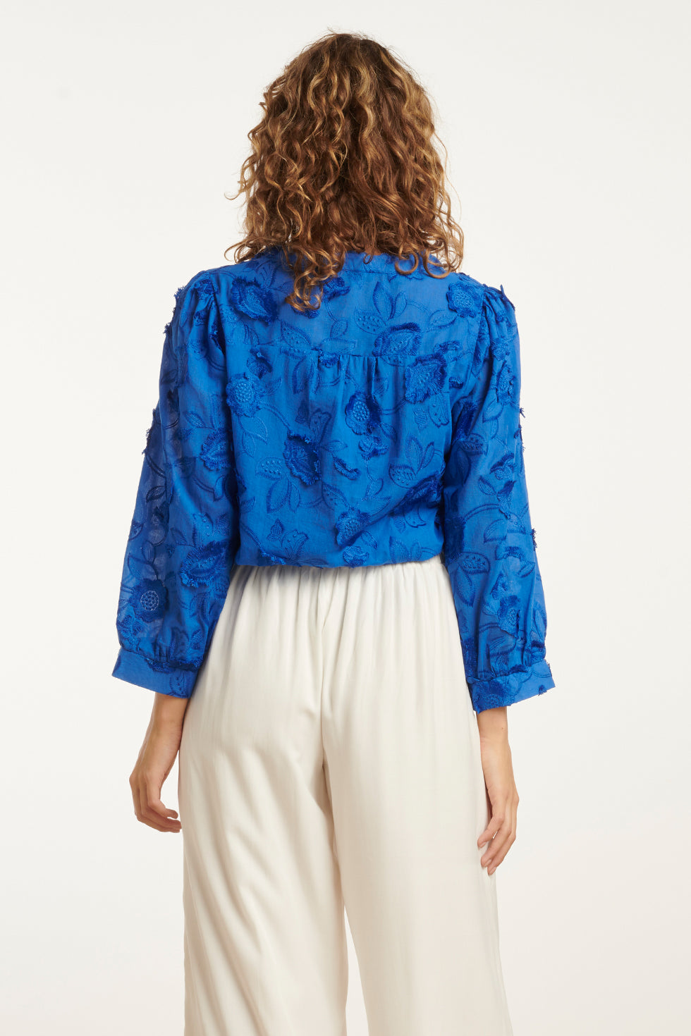 25138 Cobalt Blauwe 3D Bloemen Blouse