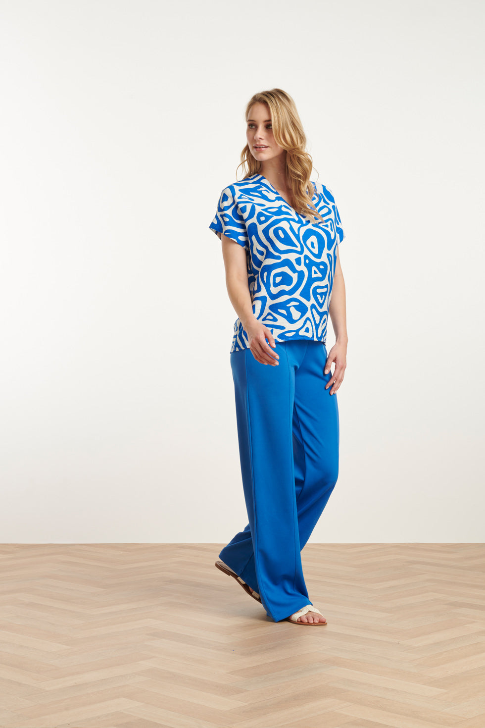 25140 Cobalt Blauwe Wide Straight Leg Stretch Broek