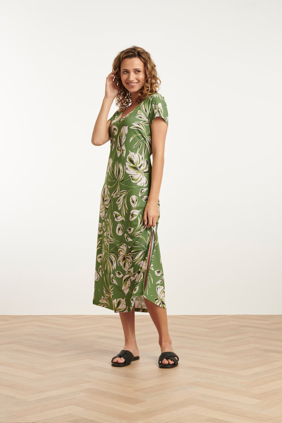 25159 Groene Leaf Print Stretch Midi Jurk