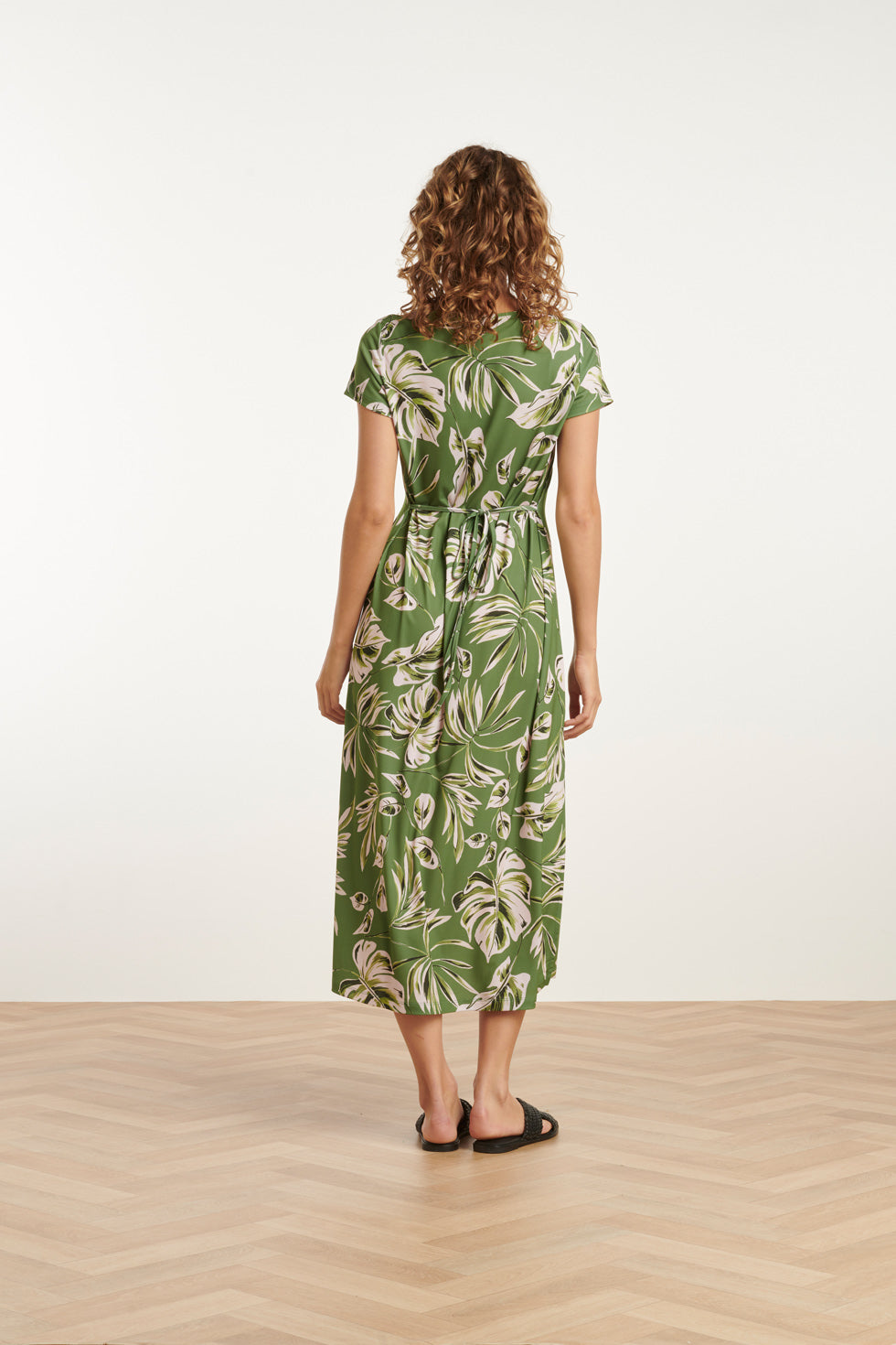 25159 Groene Leaf Print Stretch Midi Jurk