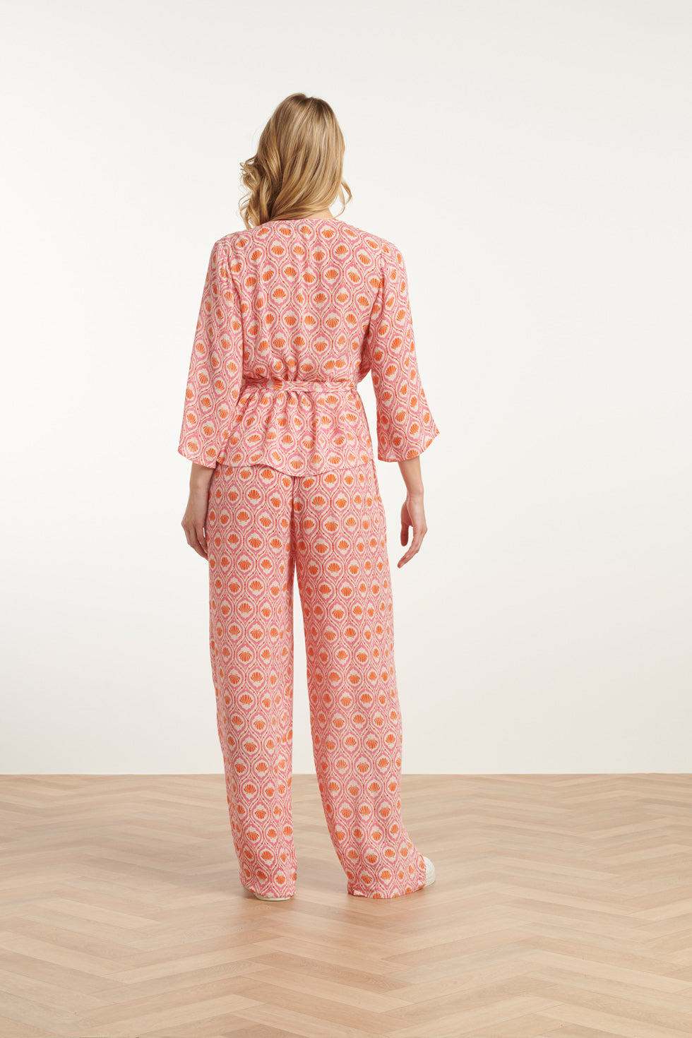 25183 Peach & Roze Schelpprint Broek