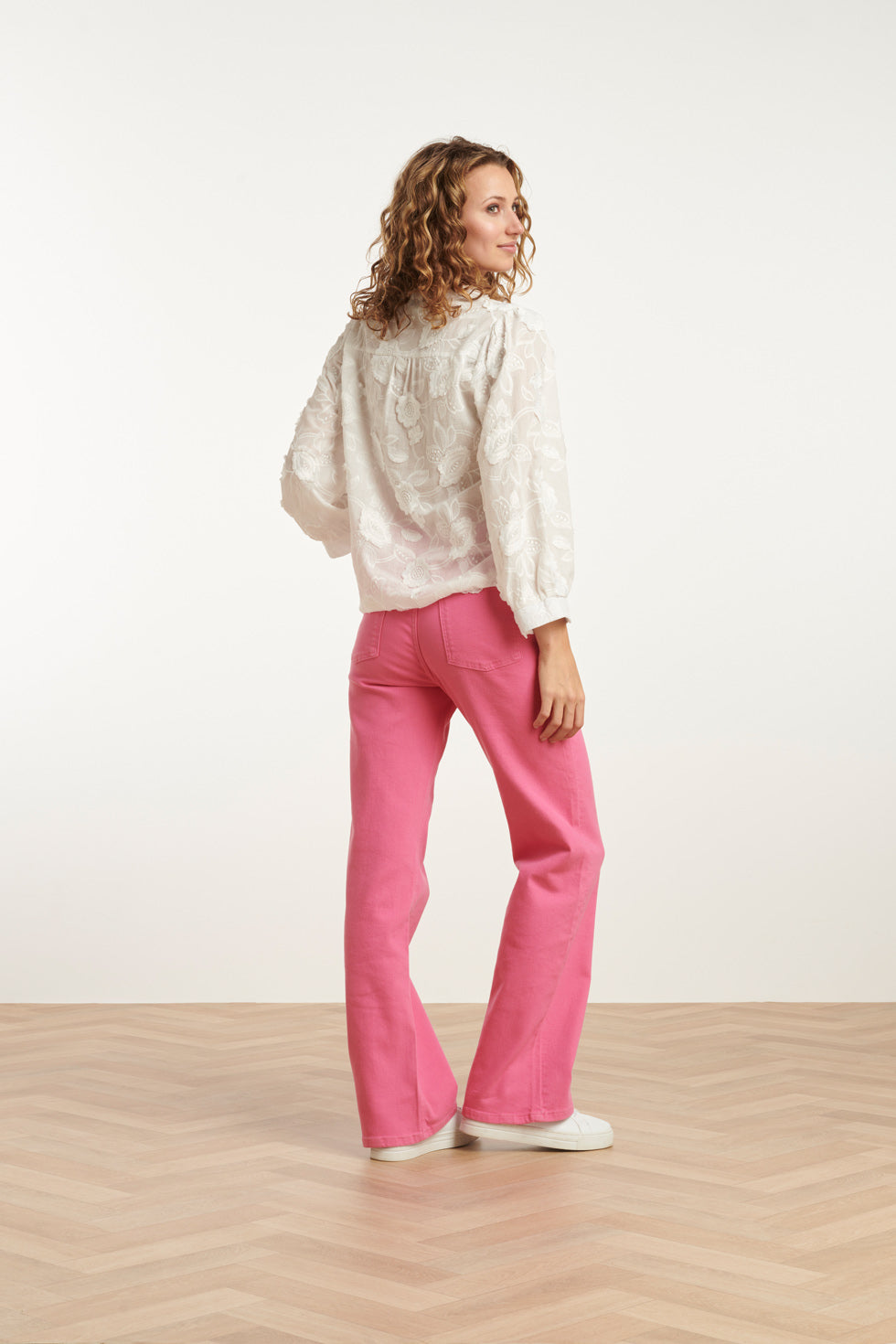 25207 Roze Denim Straight Jeans