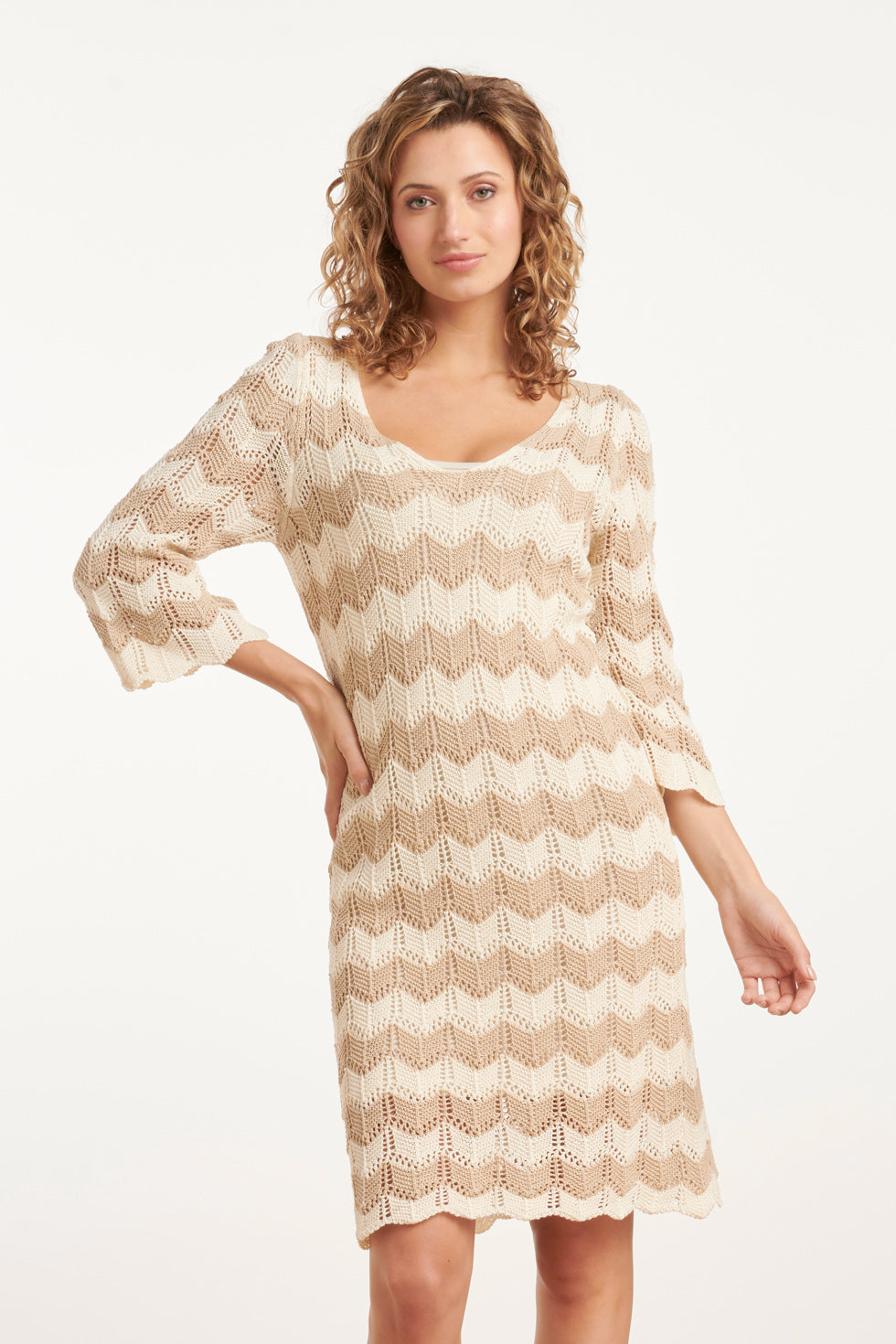 25219 Zandkleurige Zigzag Crochet Jurk